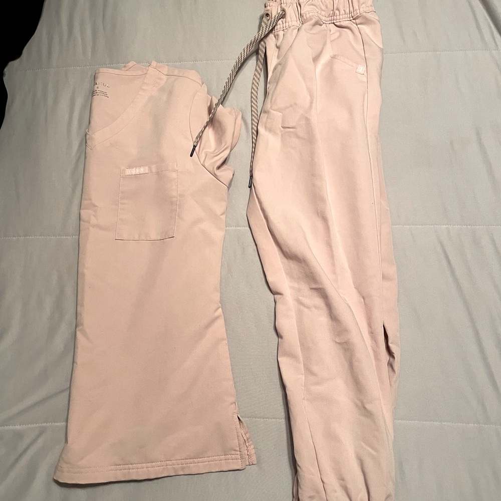 Jaanuu Blush Pink Scrub Set